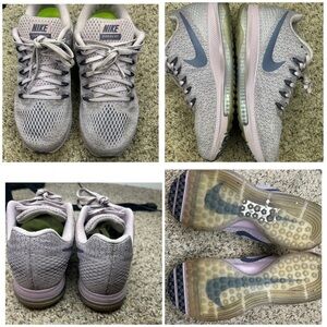 $25  ending day is Tuesday 2/3🥰Women Nike tennis shoes